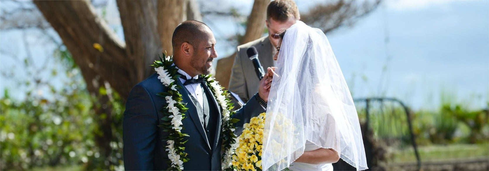 Wedding Leis - Leilanis Leis